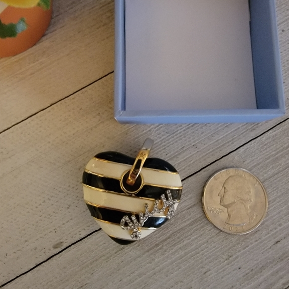 Juicy Heart💗Pendant for Necklace or Bracelet - Picture 11 of 13